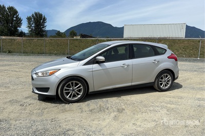 2017 Ford Focus SE SE Automobile