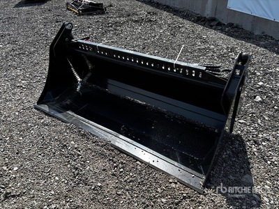 1800 mm 4 In 1 KH72 スキッドステア用バケット (Unused)