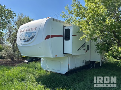 2008 Heartland Big Country 32 ft T/A 5th Wheel Remolque de viaje