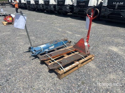 Quantity Of Rental Equipment Divers Autres