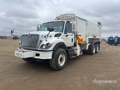 2008 International 7400 6x4 Camión recolector de residuos