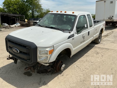 2013 Ford F-250 XL 4x4 Extended Cab Pick-up