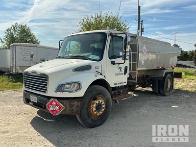 2005 Freightliner M2 106 2700 gal 4x2 Fuel Truck