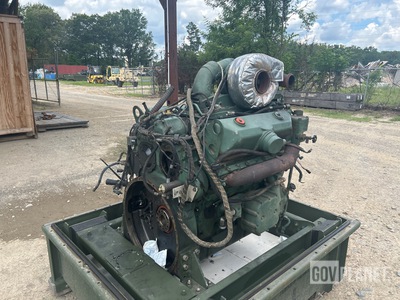 Detroit Diesel 8V92 Turbo Diesel Engine w/Container
