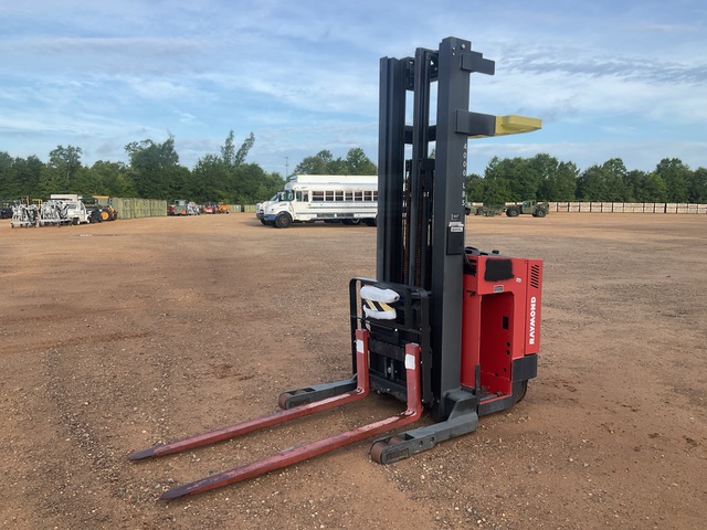 Raymond EASI Electric Forklift