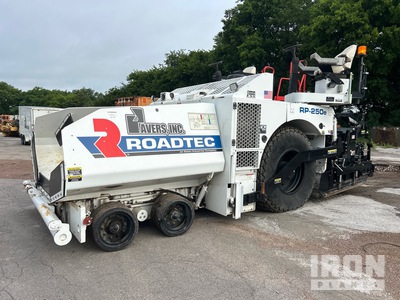 Roadtec RP250E Wheel Vibrofinitrice