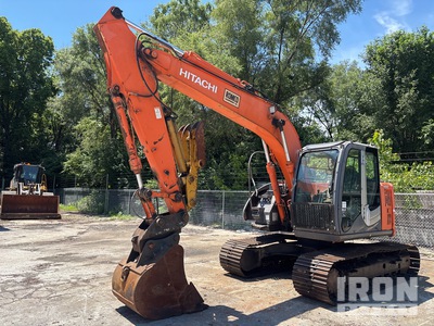 2012 Hitachi ZX135US-3 Escavatore cingolato