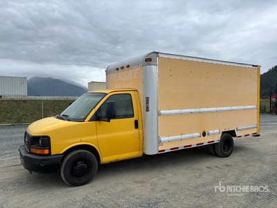 2007 GMC Savana G3500 4x2 Camion fourgon