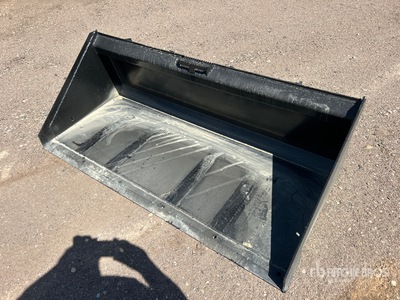 Mid-State 68 in Low Profile Godet pour Skid Steer (Unused)