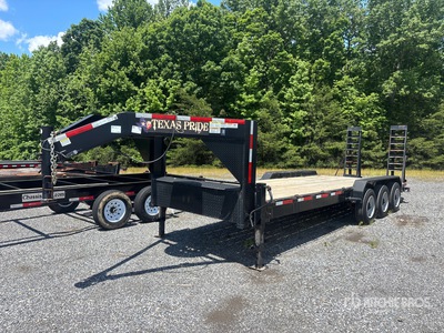 2021 Texas Pride 21200 lb 24 ft Tri/A Gooseneck Przyczepa do sprzętu
