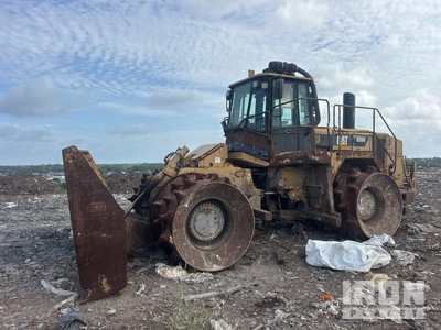 2013 Cat 826H Landfill Compactor