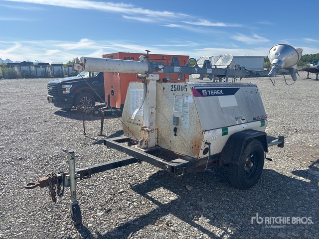 2011 Terex AL5000 8 kW Light Tower