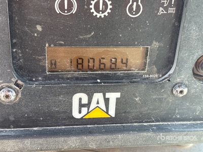 2004 Cat D8R Series II جرافة مجنزرة