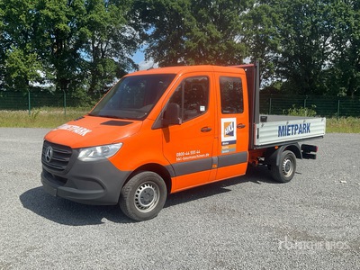 2021 Mercedes MB 317 CDI 4x2 Crew Cab Autocarro cassone fisso