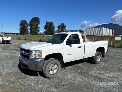 2010 Chevrolet Silverado 2500HD 4x4 Pickup