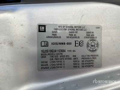 2010 GMC 14 Furgoneta de pasajeros