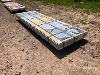Quantity of (200) 3 ft x 10 ft Sheets White Steel Siding Roofing Materiale edile (Unused)