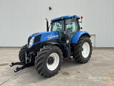 2012 New Holland T7.200 Tracteur agricole 4WD