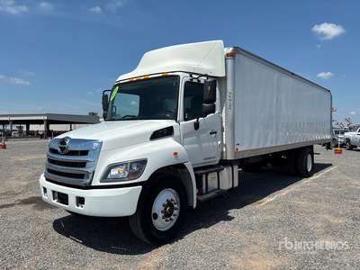 2020 Hino 338 4x2 Van Truck