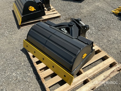 Dynamic Entities 42 in Q/C Hydraulic Tilting Excavator Bucket (Unused)