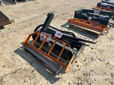 2026 ARTEER HPF-48L 48 in Hydraulic Skid Steer Forks (Unused)