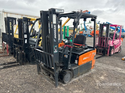 2019 Doosan B20T-7 3650 lb Electric Forklift (Inoperable)