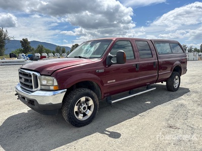 2004 Ford F-350 Lariat 4x4 Crew Cab Pickup (Inoperable)