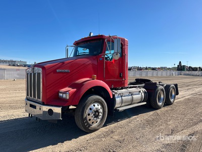 2013 Kenworth T800 6x4 T/A Day Cab Truck Tractor