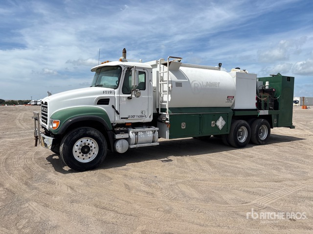 2002 Mack CV713 6x4 Fuel and Lube Truck