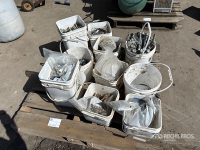 Quantity of Assorted Nuts and Bolts