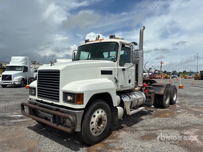 2019 Mack P164T Pinnacle 6x4 Tracteur routier
