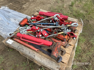 Quantity of Cable Hooks