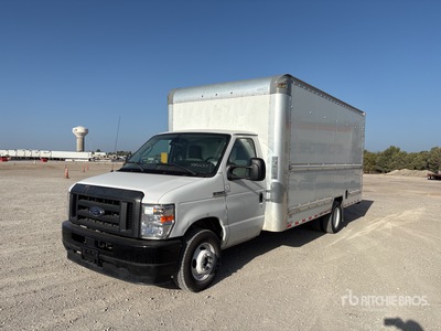 2022 Ford E-350 4x2 Van Truck