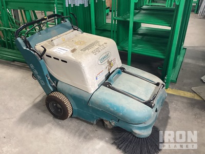 2014 Tennant 3640 Walk-Behind Floor Sweeper