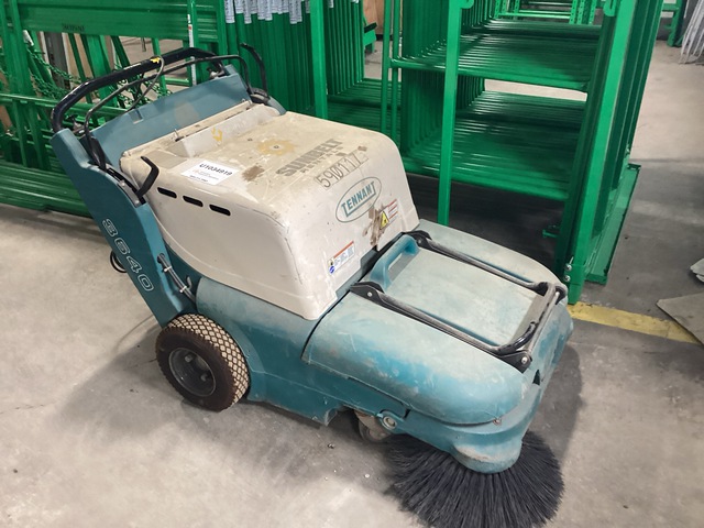 2014 Tennant 3640 Walk-Behind Floor Sweeper