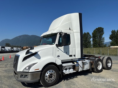 2019 Volvo VNL 6x4 Day Cab Prime Mover