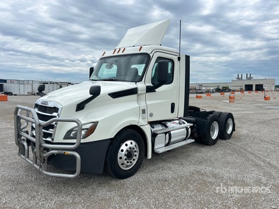 2019 Freightliner Cascadia 126 6x4 Cabeza Tractora Cabina Corta