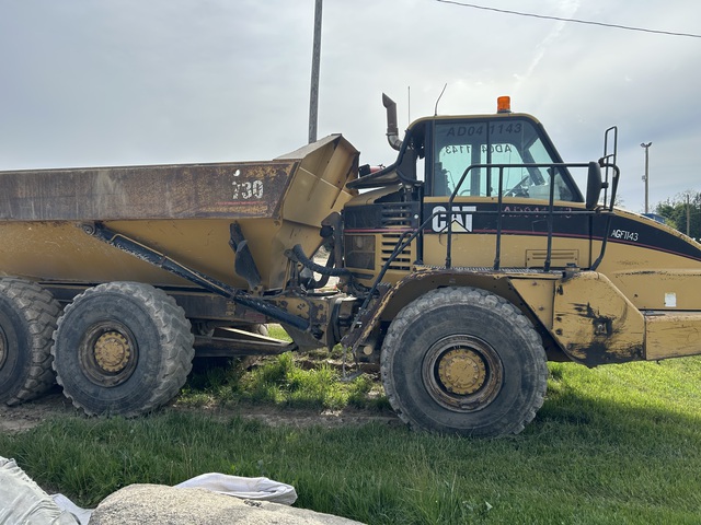2004 Cat 730 Articulated Dump Truck