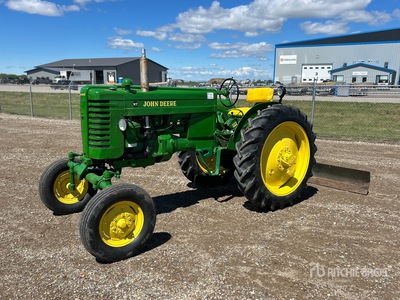 1950 John Deere MT 2WD Tracteur de collection