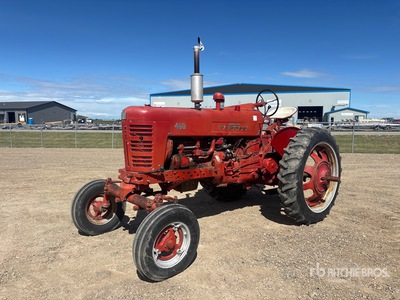 1954 Farmall 400 2WD Tracteur de collection