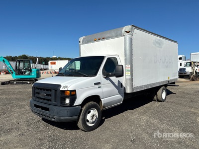 2014 Ford E-350 4x2 Van Truck