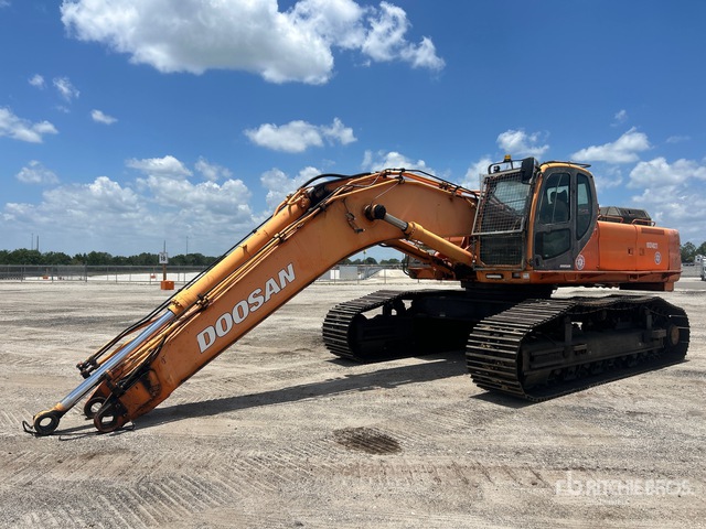 2006 Doosan DX480LC Tracked Excavator