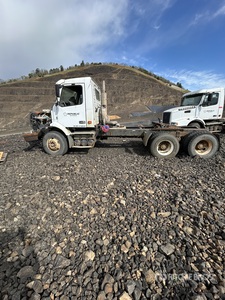 2006 Volvo VHD T/A Day Cab Truck Tractor