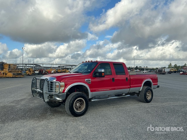 2008 Ford F-350 4x4 Crew Cab Pickup