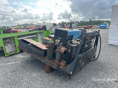 Comes with Miller Bobcat 250 Engine Driven Welder, Fuel Tank, Air Compressor Plataforma Plana para Camión (Inoperable)