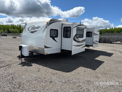 2011 Keystone Cougar 27 ft T/A Remorque de tourisme