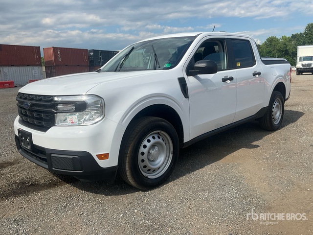 2023 Ford Maverick XL 4x2 Crew Cab Pickup