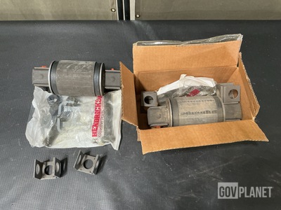 (60) Hendrickson 34013-088L End Bushings