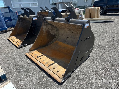 Daequip 66 in Cleanup Excavator Bucket