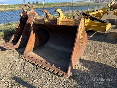 EFI 56 in Q/C Cleanup Excavator Bucket